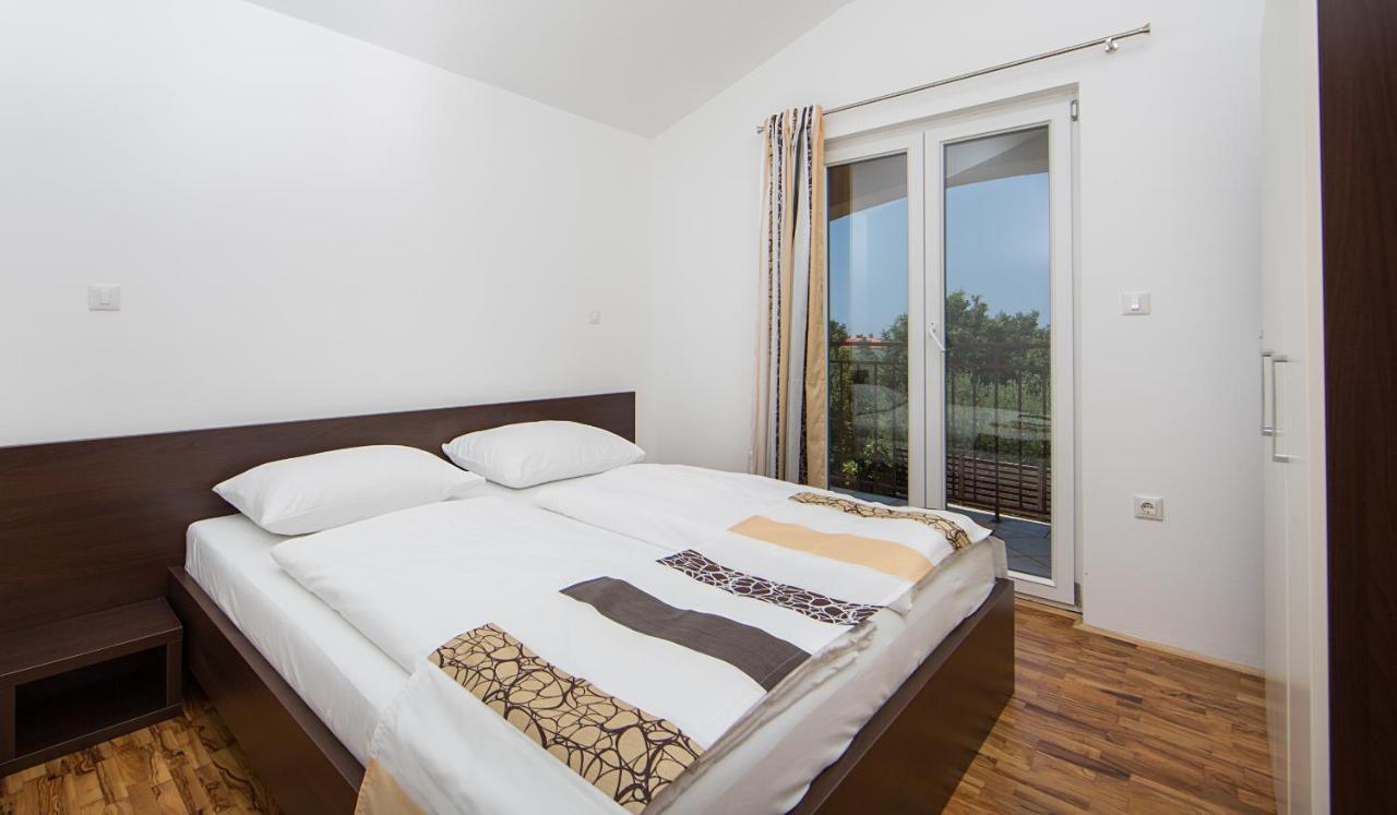 Apartmani Residence Jana Tar-Vabriga Εξωτερικό φωτογραφία